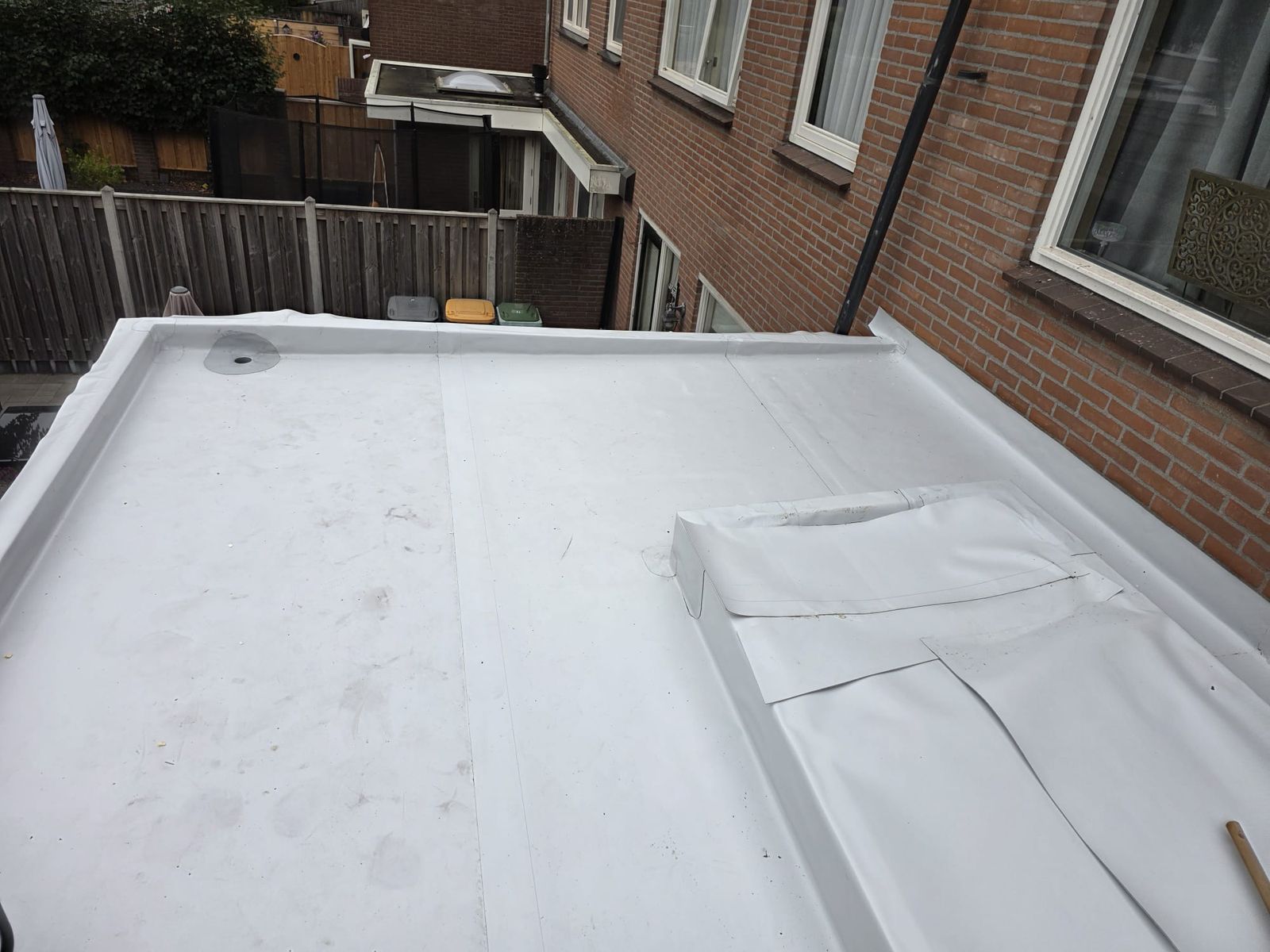 80 mm PIR-isolatie en duurzame fleeceback PVC — foto 4