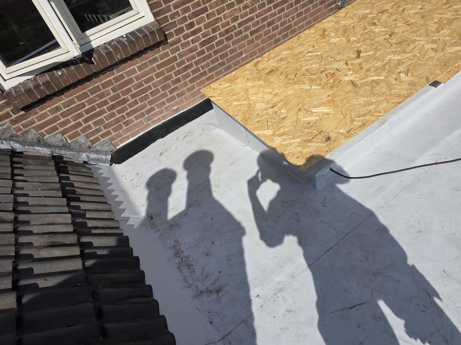 140 mm PIR-isolatie, duurzame fleeceback PVC en nieuwe dakkappen — foto 6
