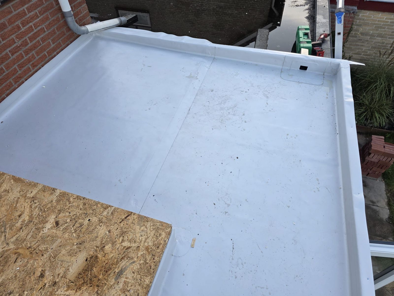 80 mm PIR-isolatie en duurzame fleeceback PVC — foto 2