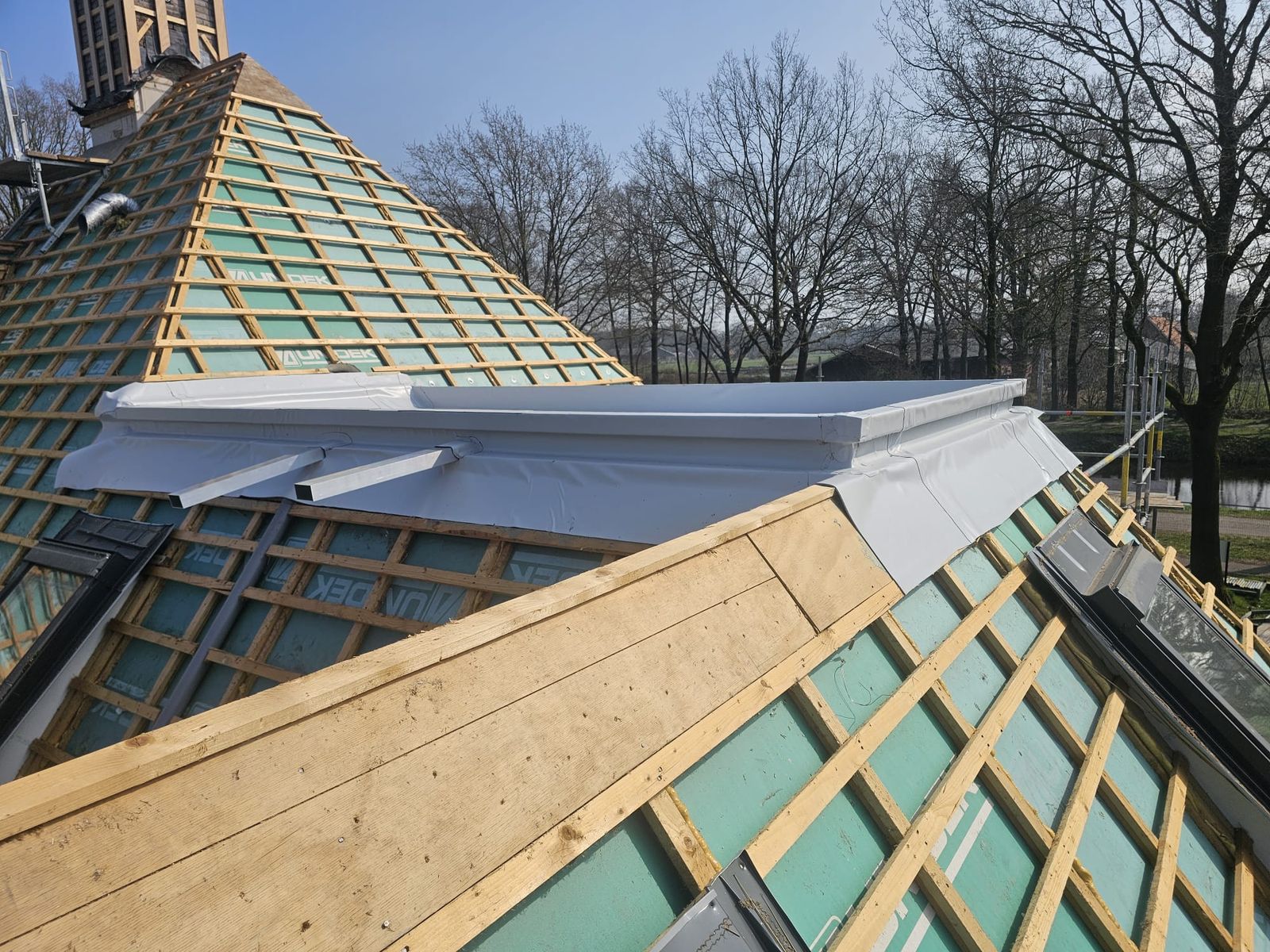 140 mm PIR-isolatie en duurzame fleeceback PVC — foto 4
